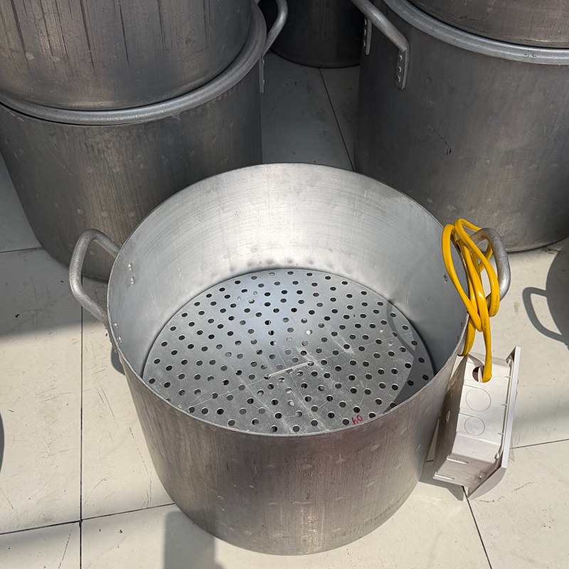 xửng hấp nồi xôi